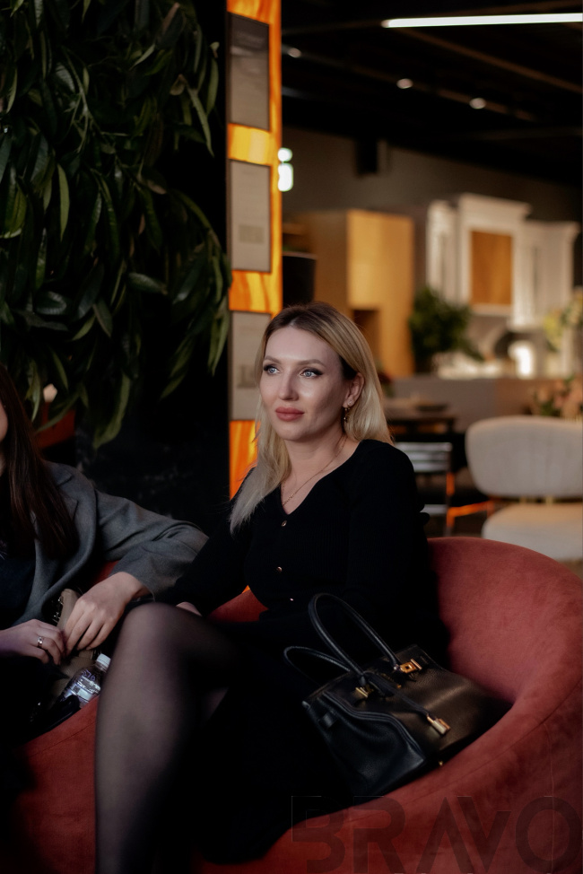 Презентация напольных покрытий Alpine Floor