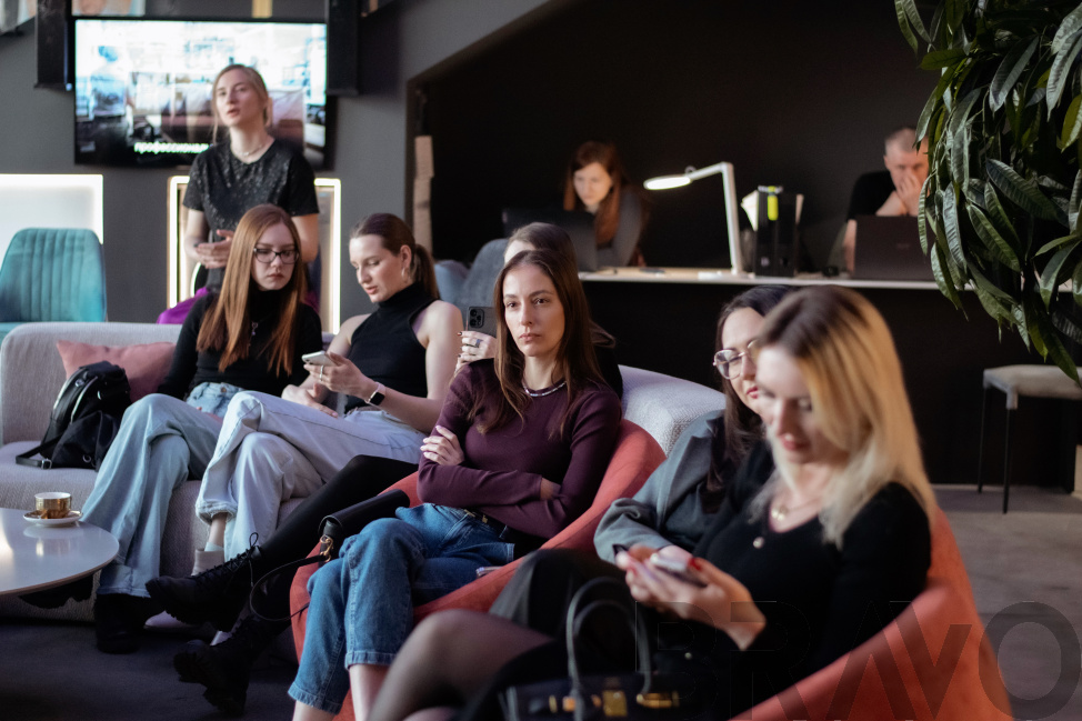 Презентация напольных покрытий Alpine Floor