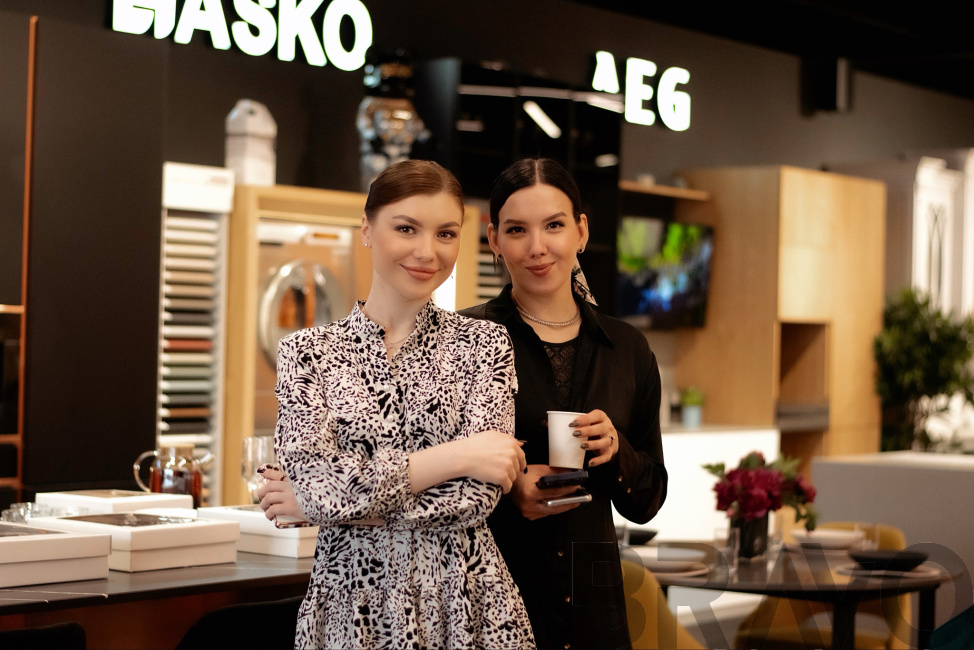 Презентация напольных покрытий Alpine Floor