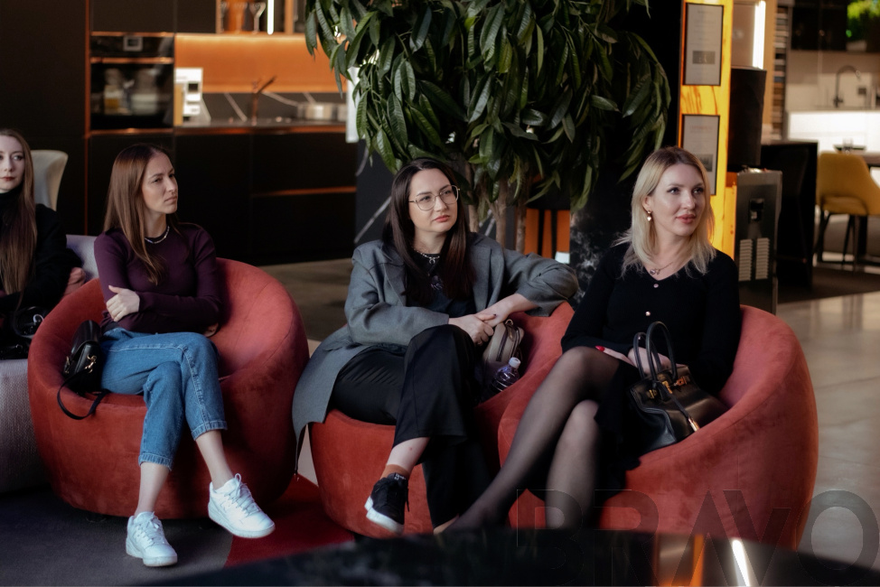 Презентация напольных покрытий Alpine Floor