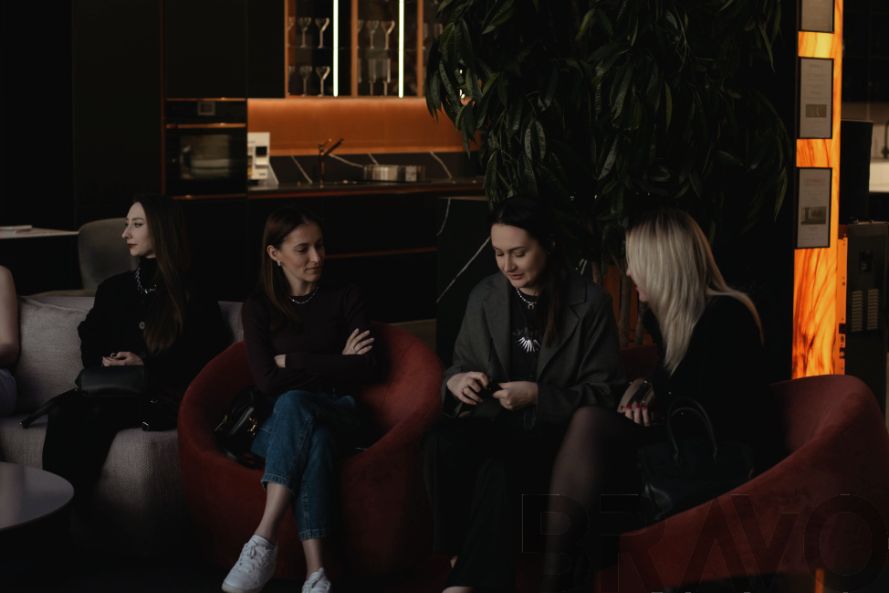 Презентация напольных покрытий Alpine Floor