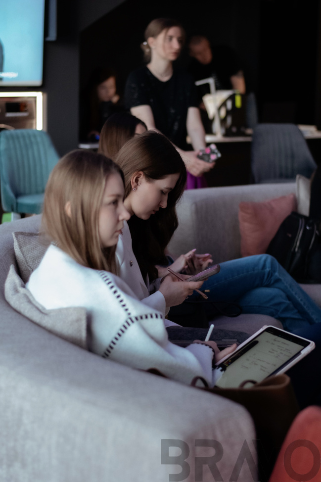 Презентация напольных покрытий Alpine Floor