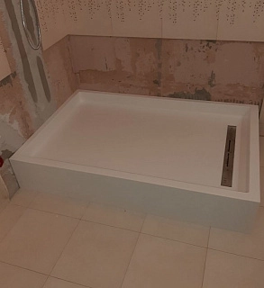 Душевой поддон из камня 