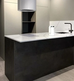 Столешница + стена кварцевый агломерат