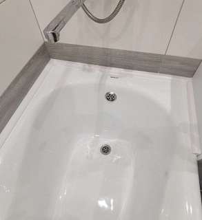 Акриловый плинтус