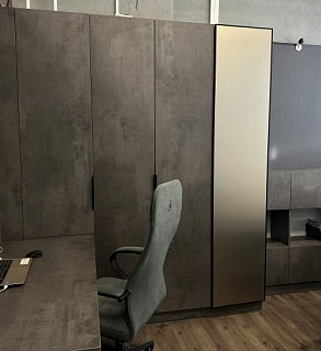 Офис аренды и проката автомобилей 