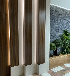 Колонны из кварцевого агломерата отель 