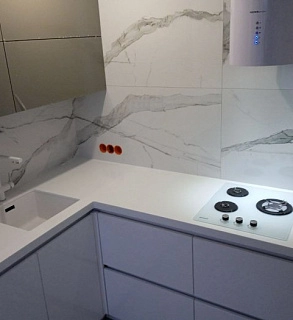 Столешница из искусственного акрилового камня