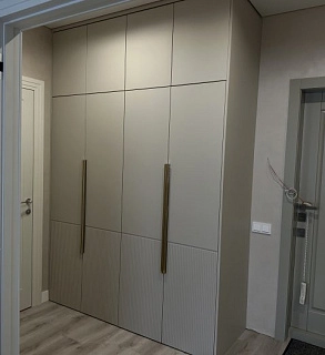 Шкаф в прихожую