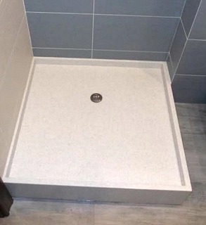 Душевой поддон из акрилового камня 