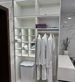 Шкаф в Versace spa