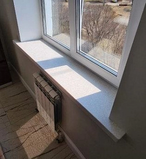 Подоконник на кухне