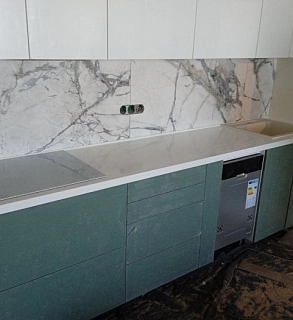 Столешница на кухню из камня