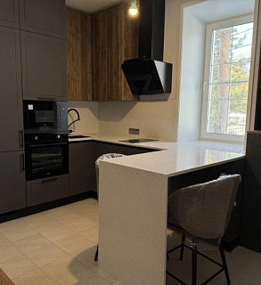 Кухня на заказ в коттедж 