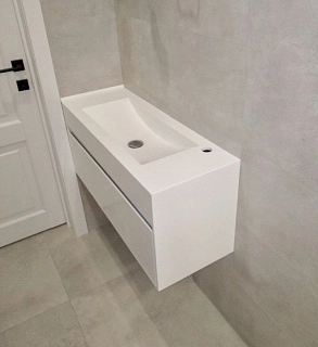 Раковина из акрилового камня в форме улыбки