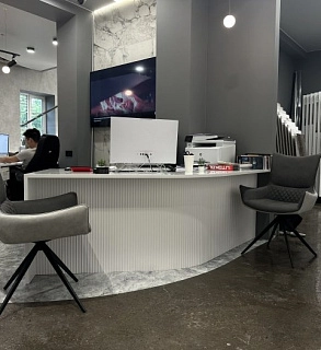 Стол для магазина 