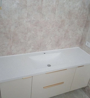 Мойка в форме улыбки