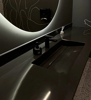 Односкатная мойка из акрилового камня